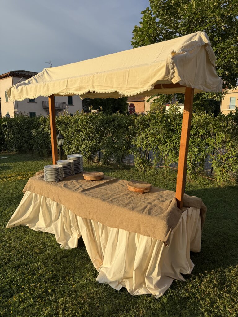 Tavolo bancarella